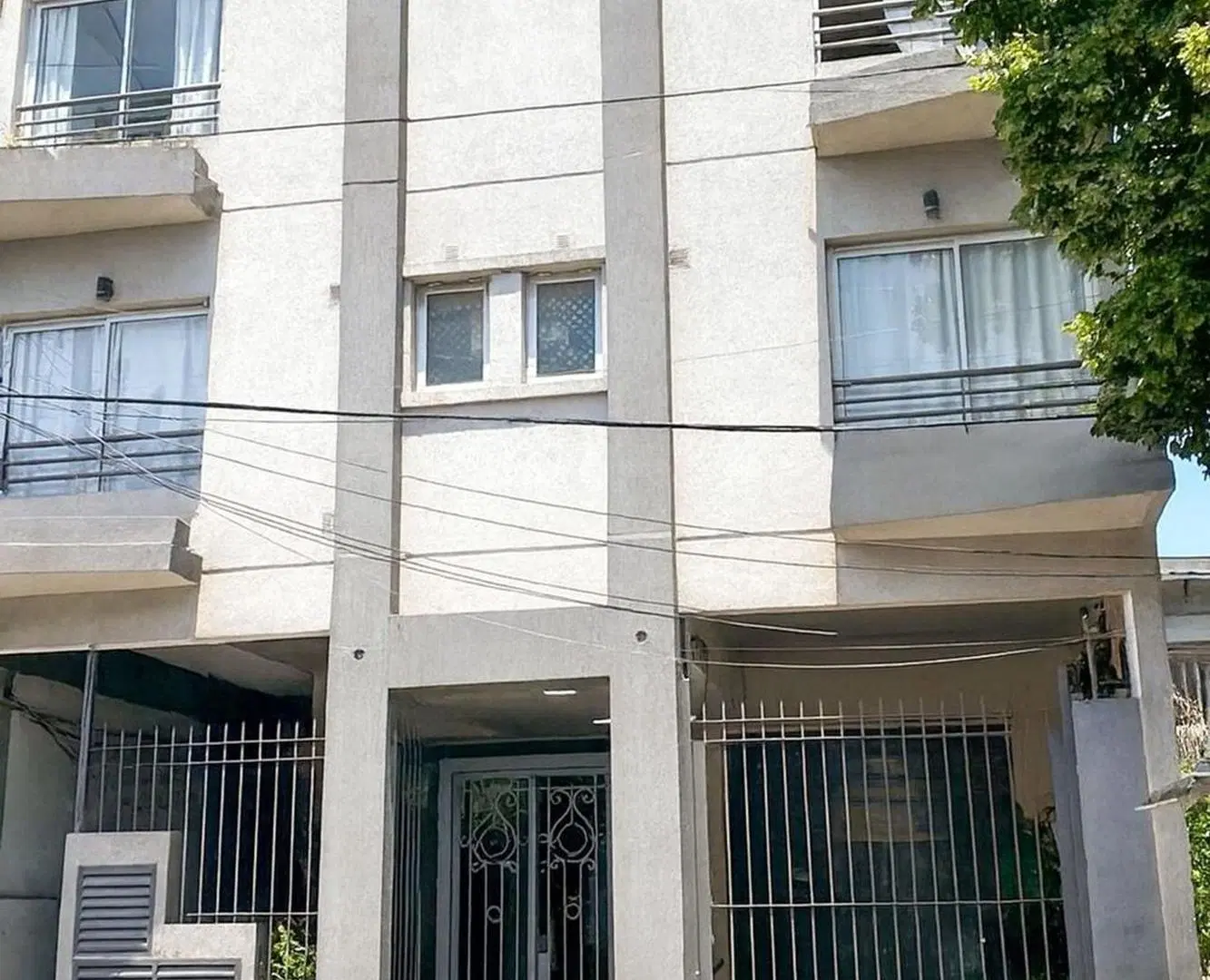 ALQUILER MONOAMBIENTE CENTRICO PROXIMO A ESTACION 2
