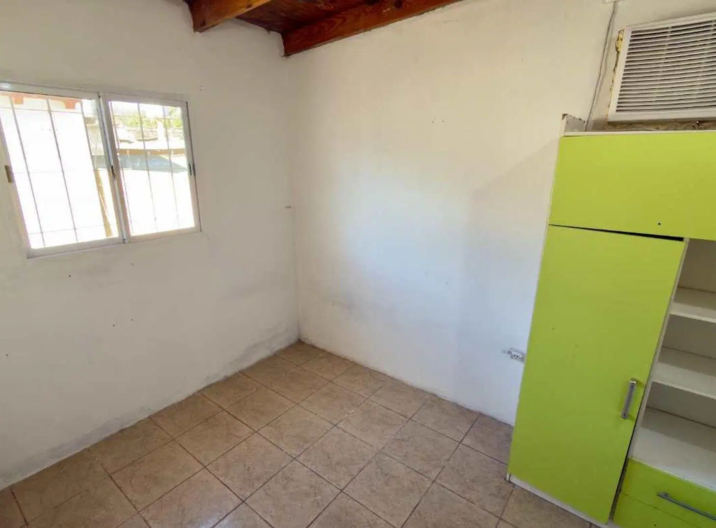 CASA + 2 DEPARTAMENTOS en BLOCK VENTA SAN VICENTE 2