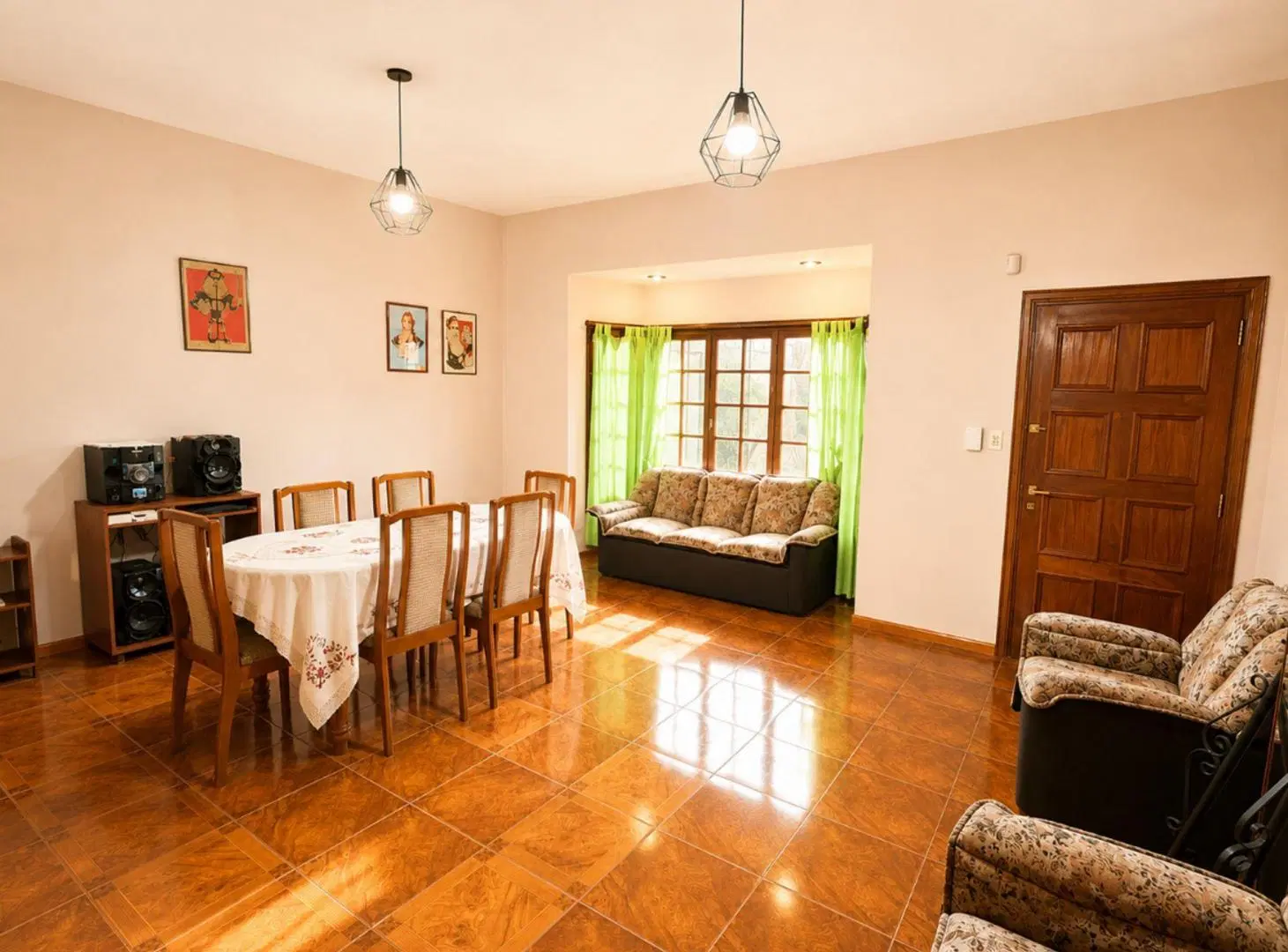 Casa 5 ambientes en venta San José c/amplio jardín 2