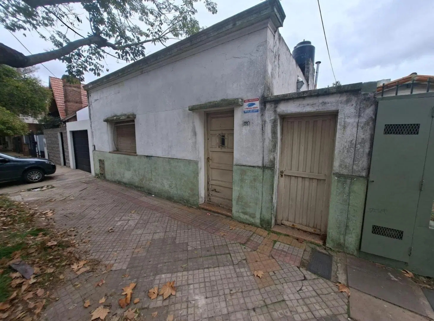 CASA/LOTE A REFACCIONAR EN VENTA 2