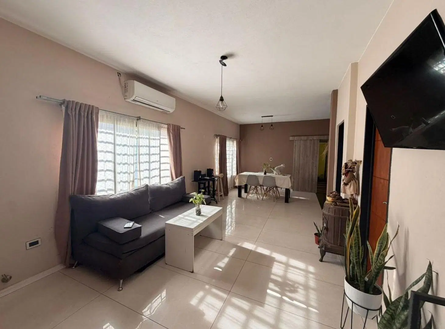 CASA EXCELENTE ESTADO 3 AMBIENTES EN BANFIELD 5
