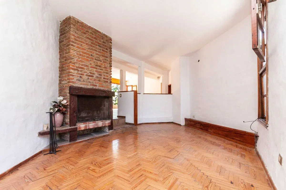 Casa de 5 ambientes en venta en Turdera con Jardín 8