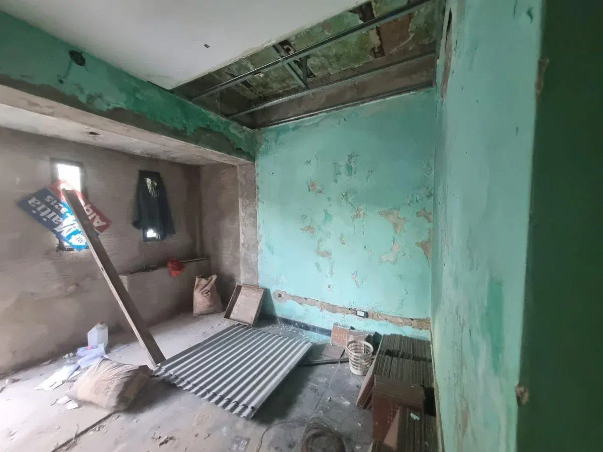 CASA 3 AMBIENTES VENTA LOMAS DE ZAMORA GARAGE PATI 2