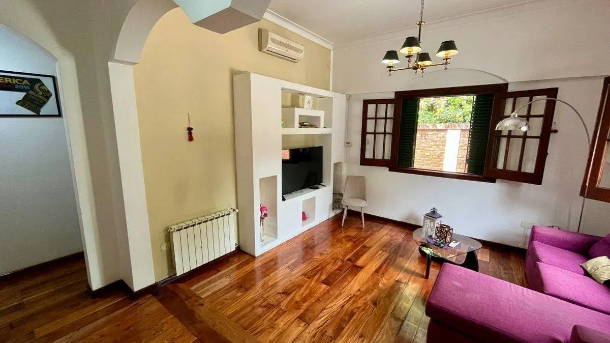 CASA 5 AMBIENTES EN VENTA TEMPERLEY APTO CREDITO 8