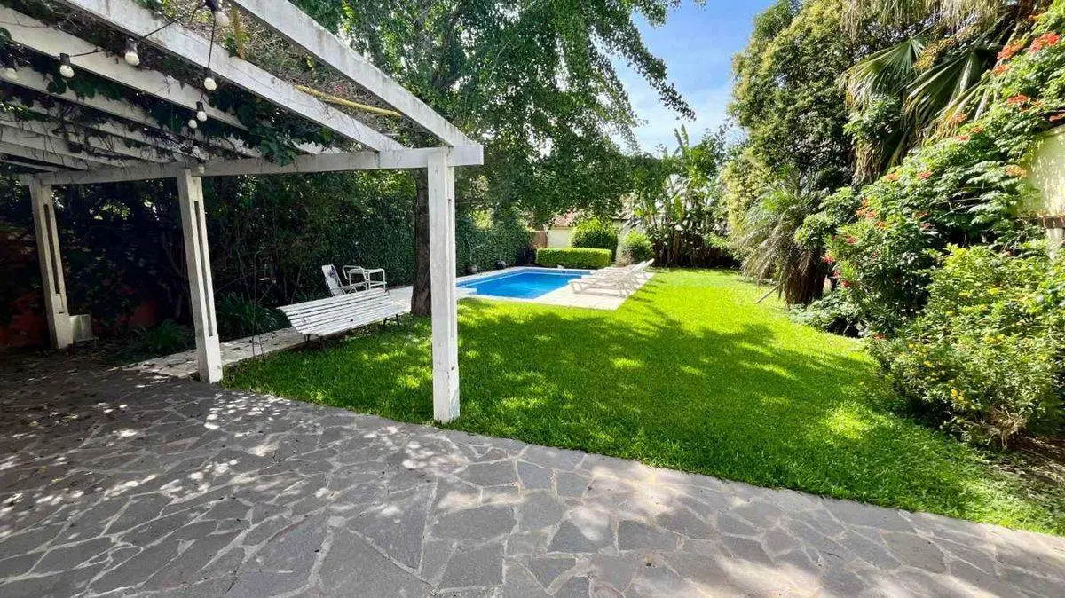 CASA 5 AMBIENTES EN VENTA TEMPERLEY APTO CREDITO 3