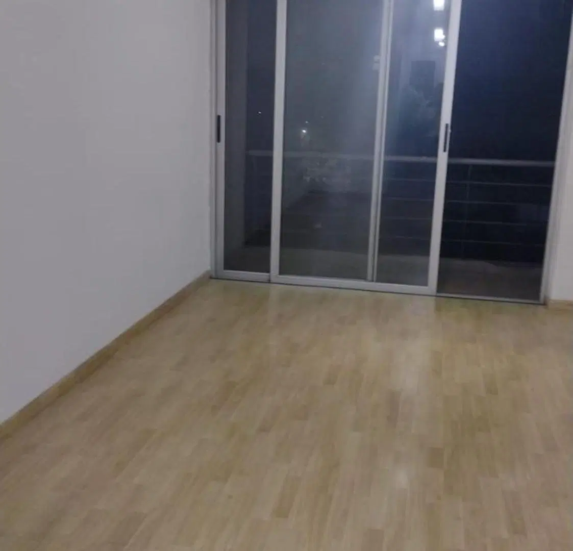 DEPARTAMENTO EN VENTA EN LOMAS DE ZAMORA 2