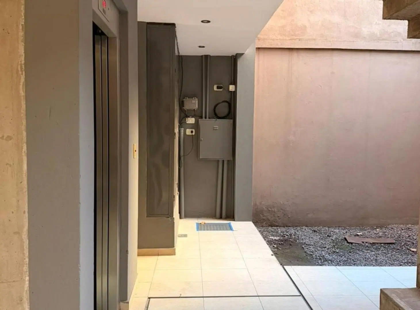 DEPARTAMENTO EN VENTA EN LOMAS DE ZAMORA 8