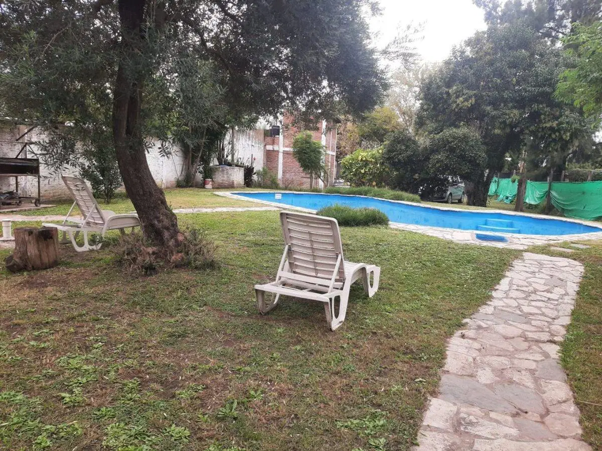 CASA 2 AMB EN VENTA EN GONZALEZ CATAN APTA CREDITO 5