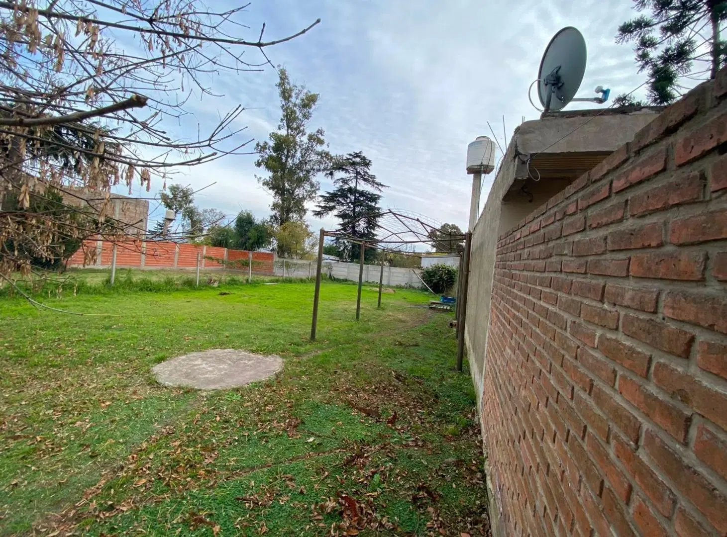 LOTE EN VENTA EN LONGCHAMPS-312 m2 DE OPORTUNIDAD! 3
