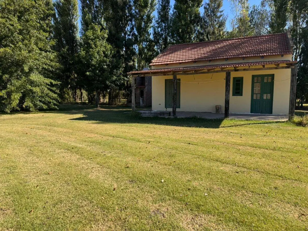 CASA QUINTA VENTA CON AMPLIO LOTE 5000 m2 4