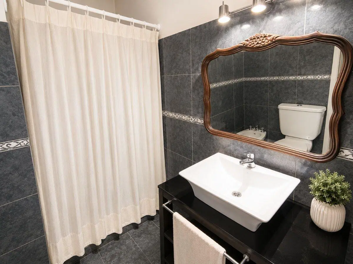 Casa VENTA Turdera 8