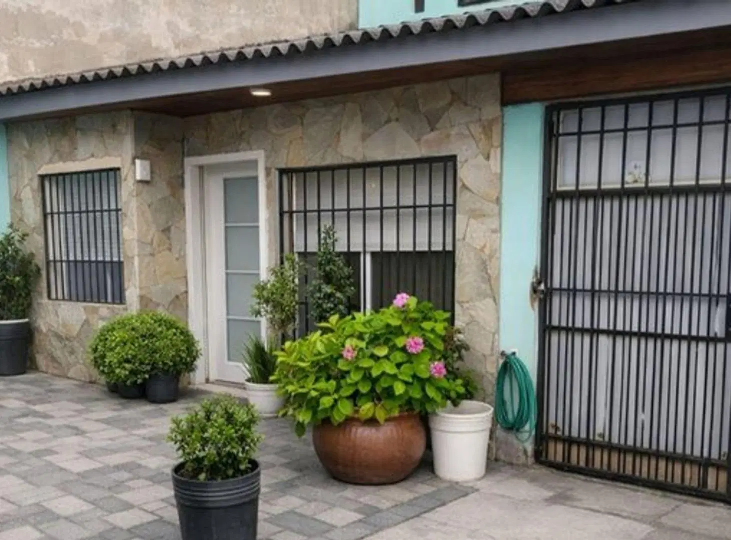 CASA 3 AMBIENTES LOMAS DE ZAMORA 2