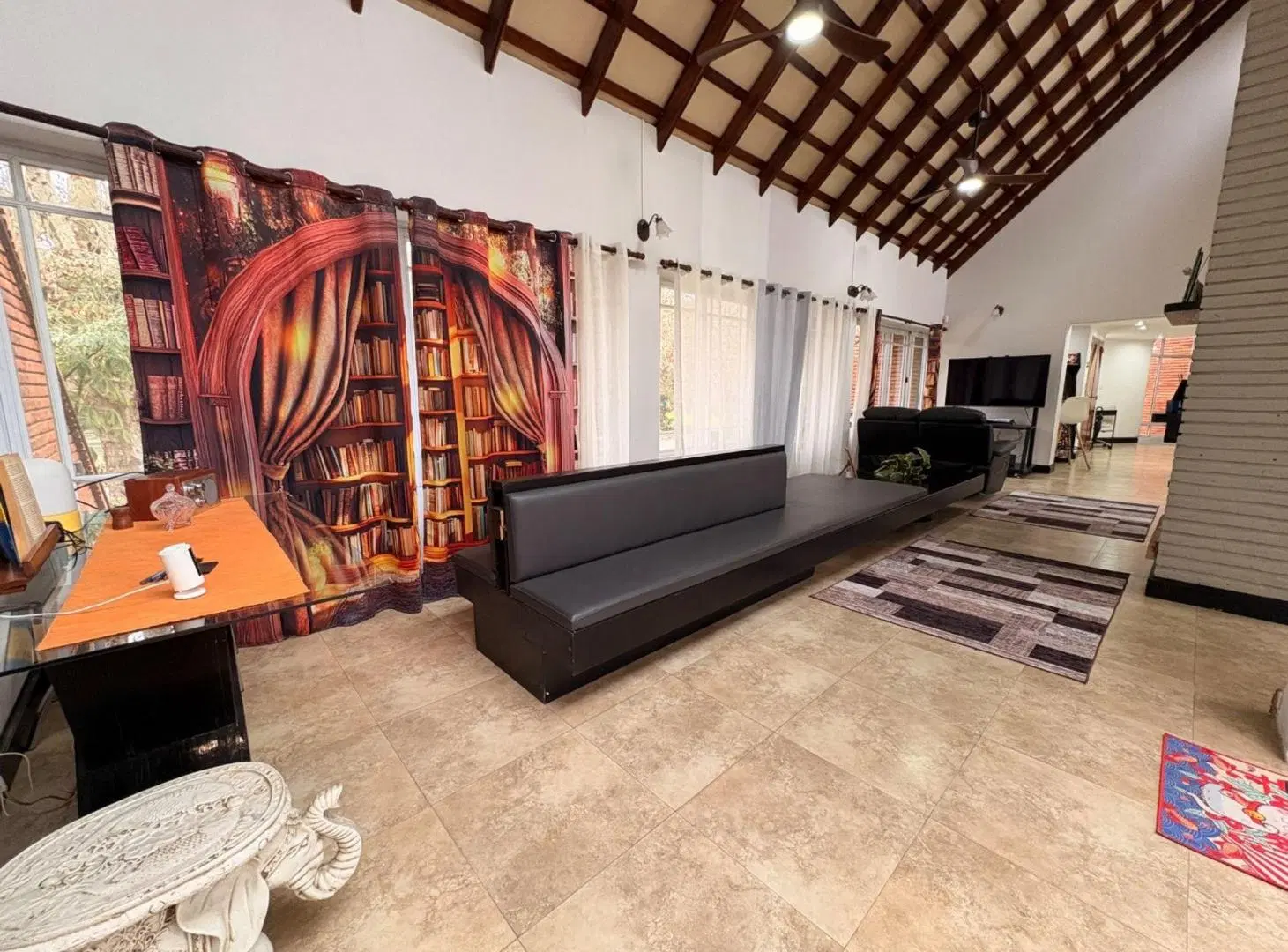 CASA EN VENTA 5 AMB C/PQUE. Y PILETA EL PARAÍSO 8