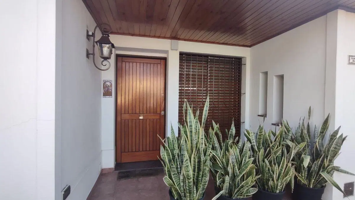 CASA 4 AMBIENTES VENTA EN LOMAS DE ZAMORA 5