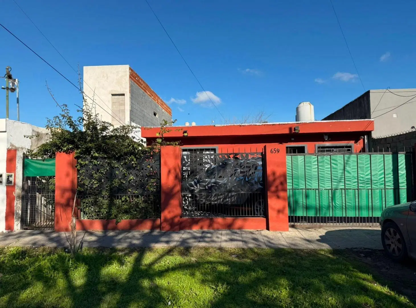CASA 3 AMBIENTES VENTA BURZACO FONDO CON 2DA CASA 2