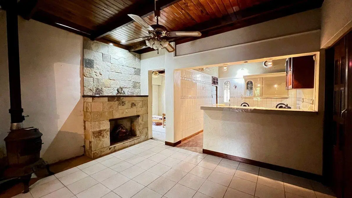 CASA 4 AMBIENTES EN VENTA CLAYPOLE APTO CREDITO. 8