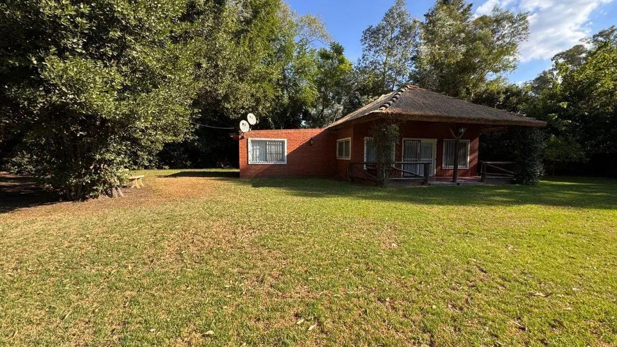 CASA VENTA BRANDSEN QUINTA AMPLIO LOTE Y PILETA 5