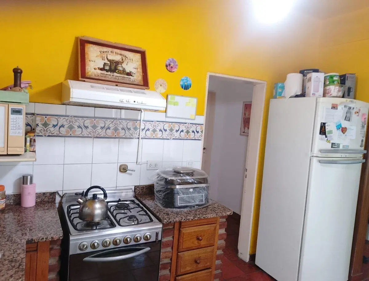 Casa de 5 ambientes con 325m centro de Llavallol 5
