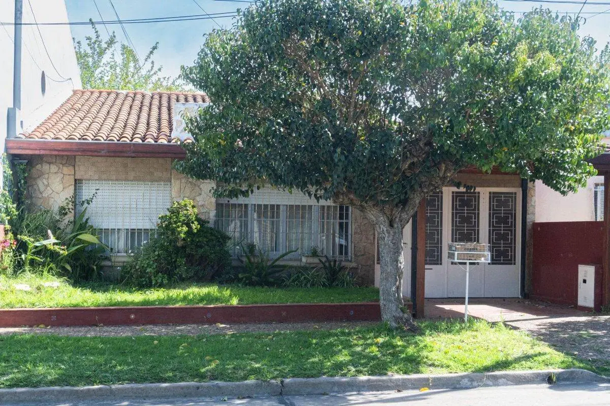 CASA 3 AMBIENTES EN VENTA EN EZPELETA APTO CREDITO 8