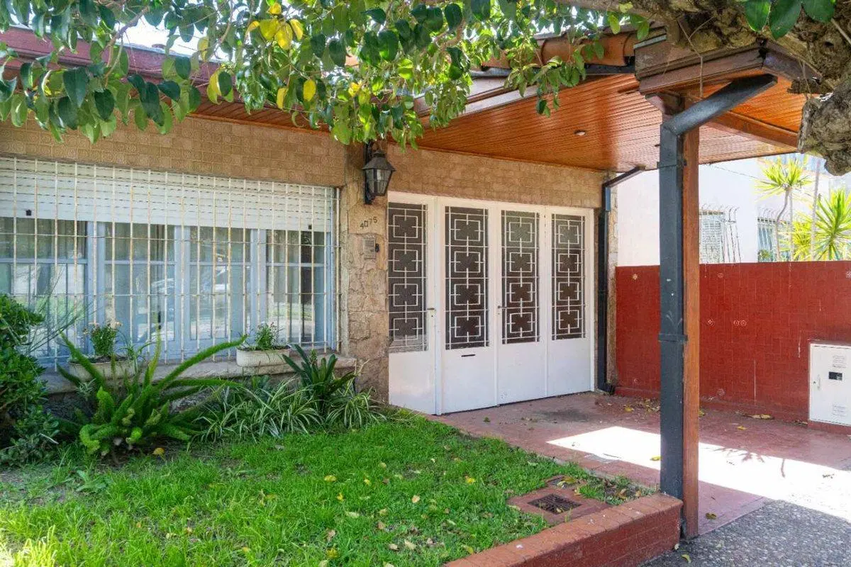 CASA 3 AMBIENTES EN VENTA EN EZPELETA APTO CREDITO 3