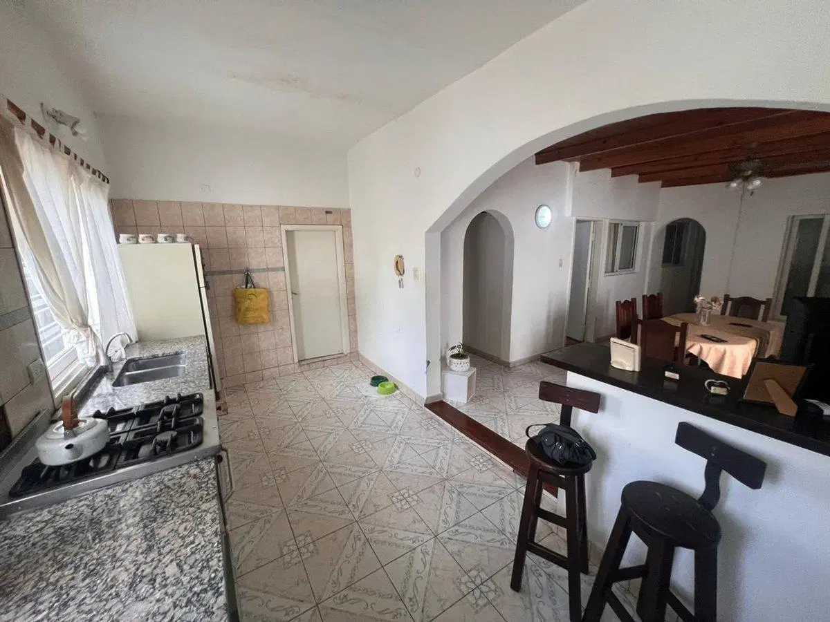 PH EN 5 AMBIENTES EN VENTA LOMAS DE ZAMORA 5
