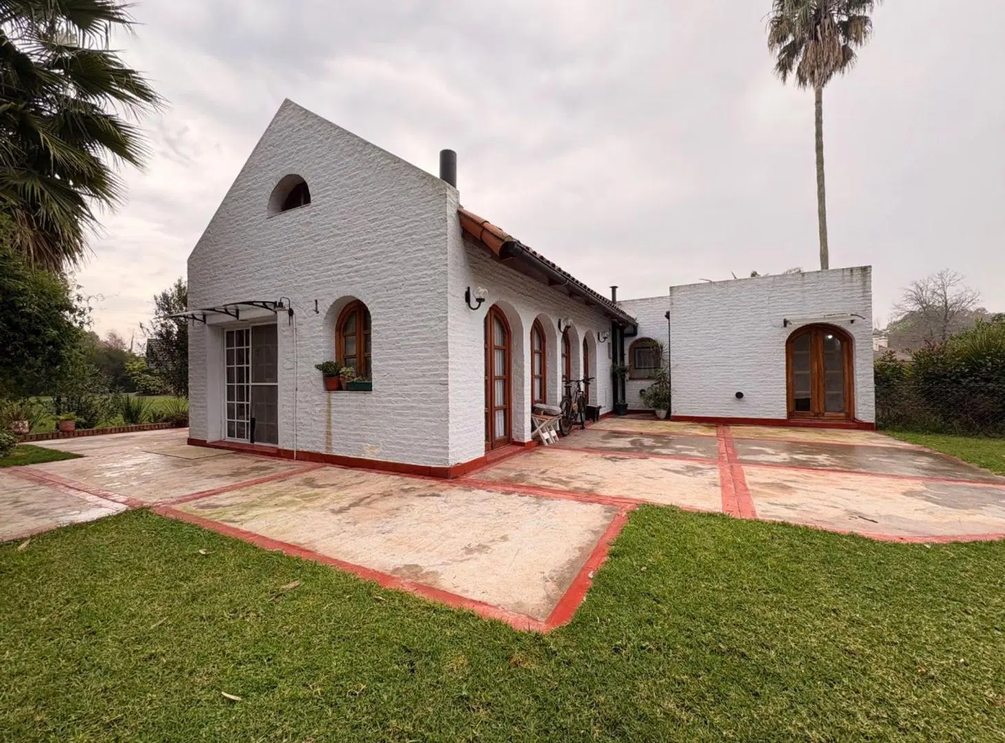 VENTA CASA 4 AMB C/JARDIN APTA CRED EL PARAISO 2