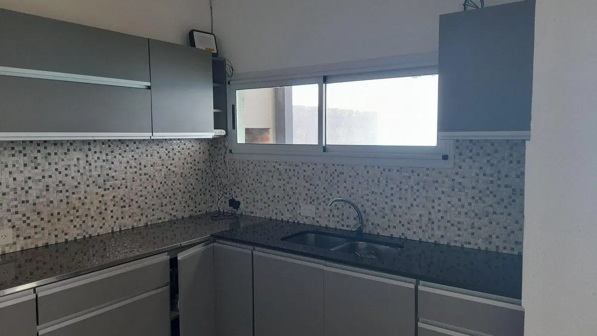 VENTA CASA 4 AMB - EL REMANSO - CARLOS SPEGAZZINI 3