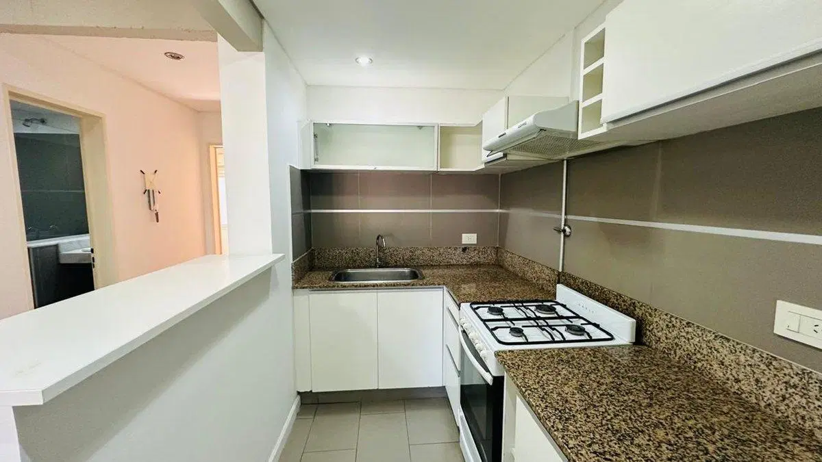 ALQUILER DE PARTAMENTO 2 AMBIENTES CON COCHERA 5
