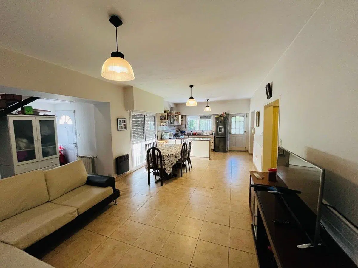 CASA 5 AMBIENTES Y MONOAMBIENTE VENTA JOSE MARMOL 3