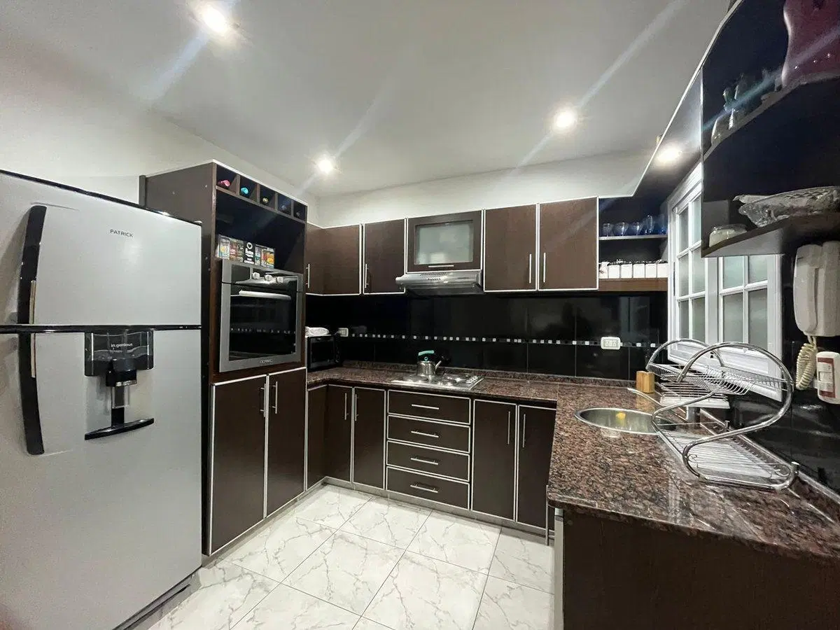 DEPARTAMENTO 3 AMBIENTES EN VENTA EN LANUS 5