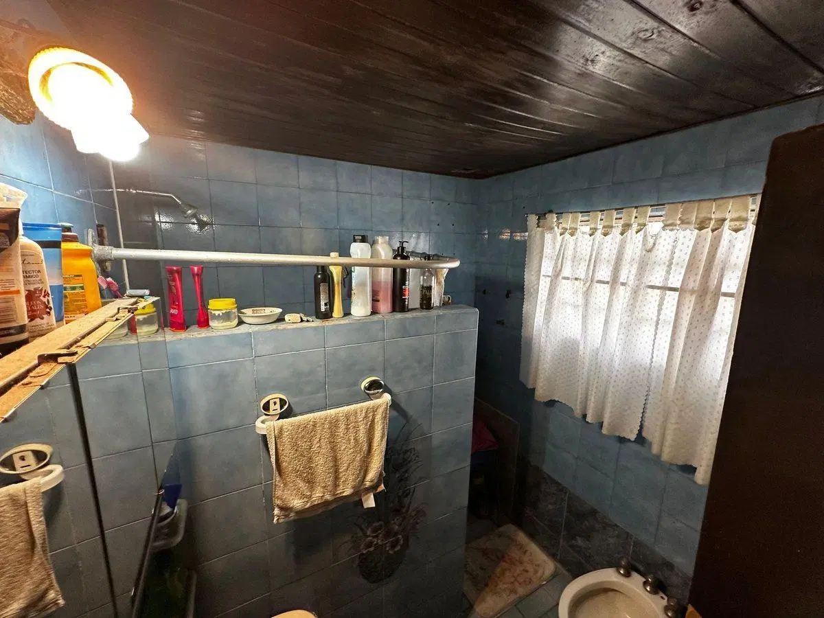CASA 3 DORMITORIOS + MONOAMBIENTE + QUINCHO 2