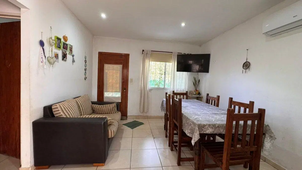 CASA 3 AMBIENTES VENTA CAÑUELAS AMPLIO LOTE GARAJE 5