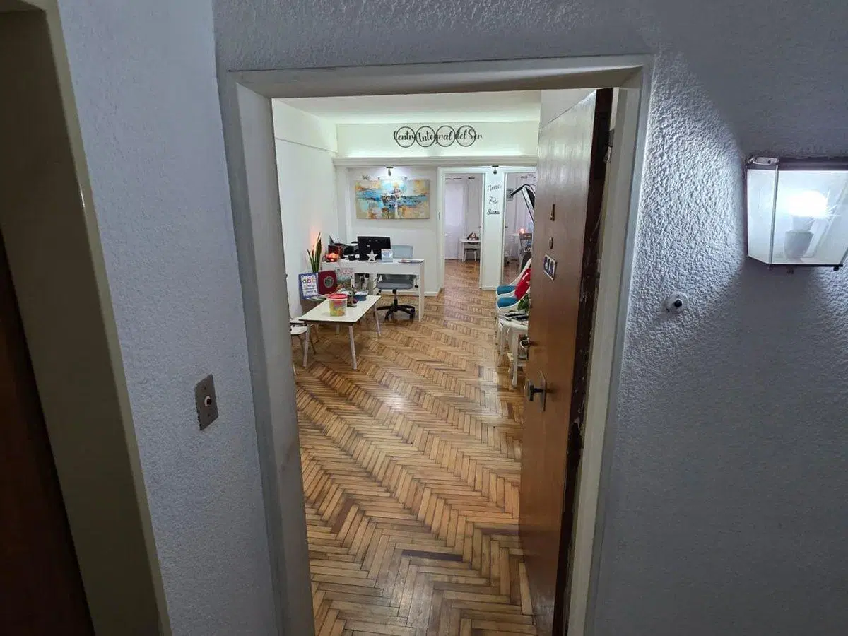 DEPARTAMENTO 3 AMBIENTES EN VENTA BANFiIELD 8