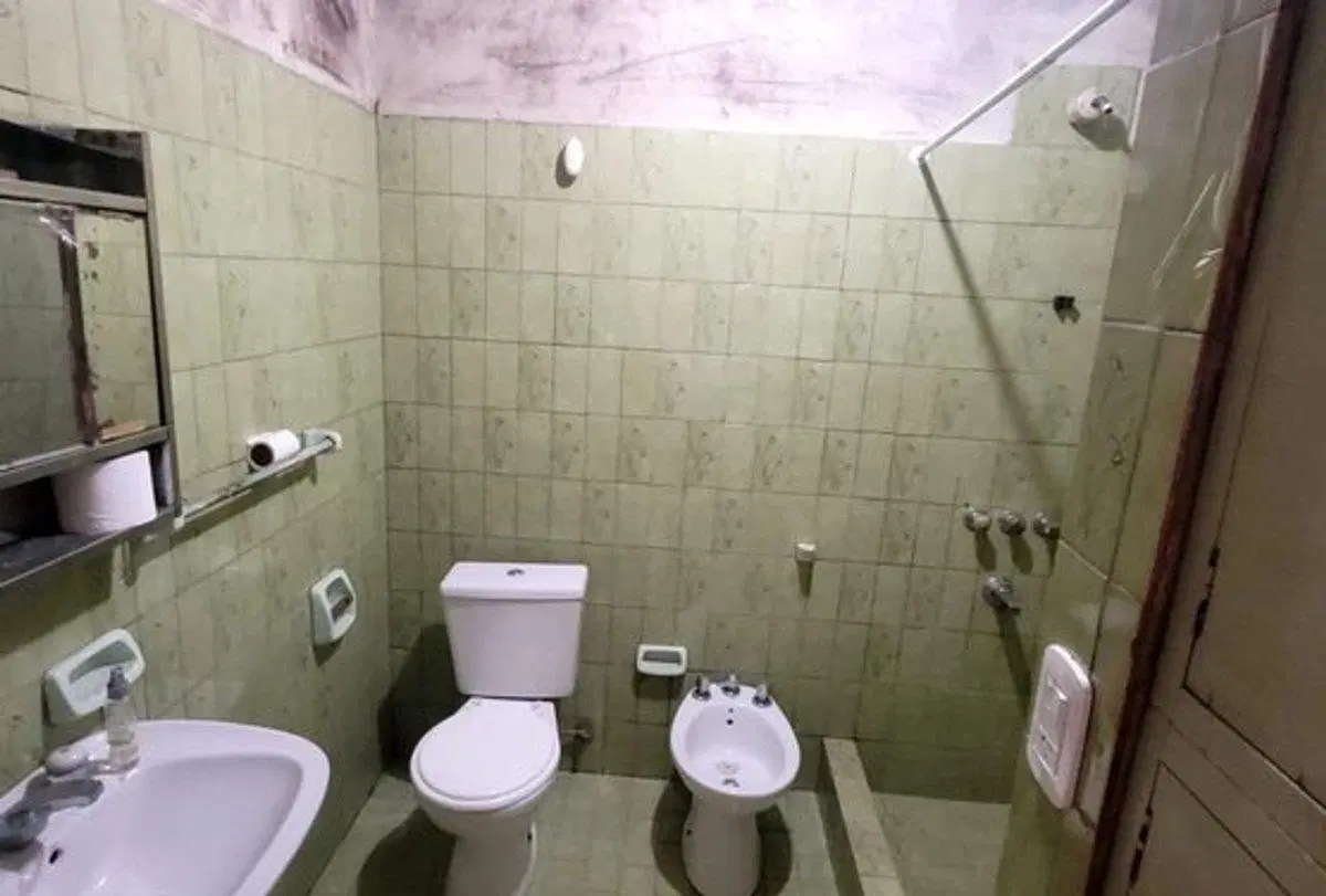 CASA 4 AMBIENTES EN VENTA EN BANFIELD 8