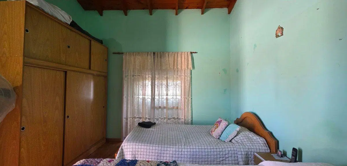 CASA MULTIFAMILIAR EN VENTA , GARAGE Y PATIO 3