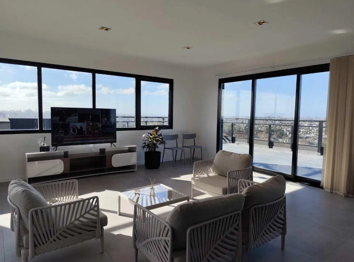 MONOAMBIENTE EN ALQUILER FULL AMENITIES 3