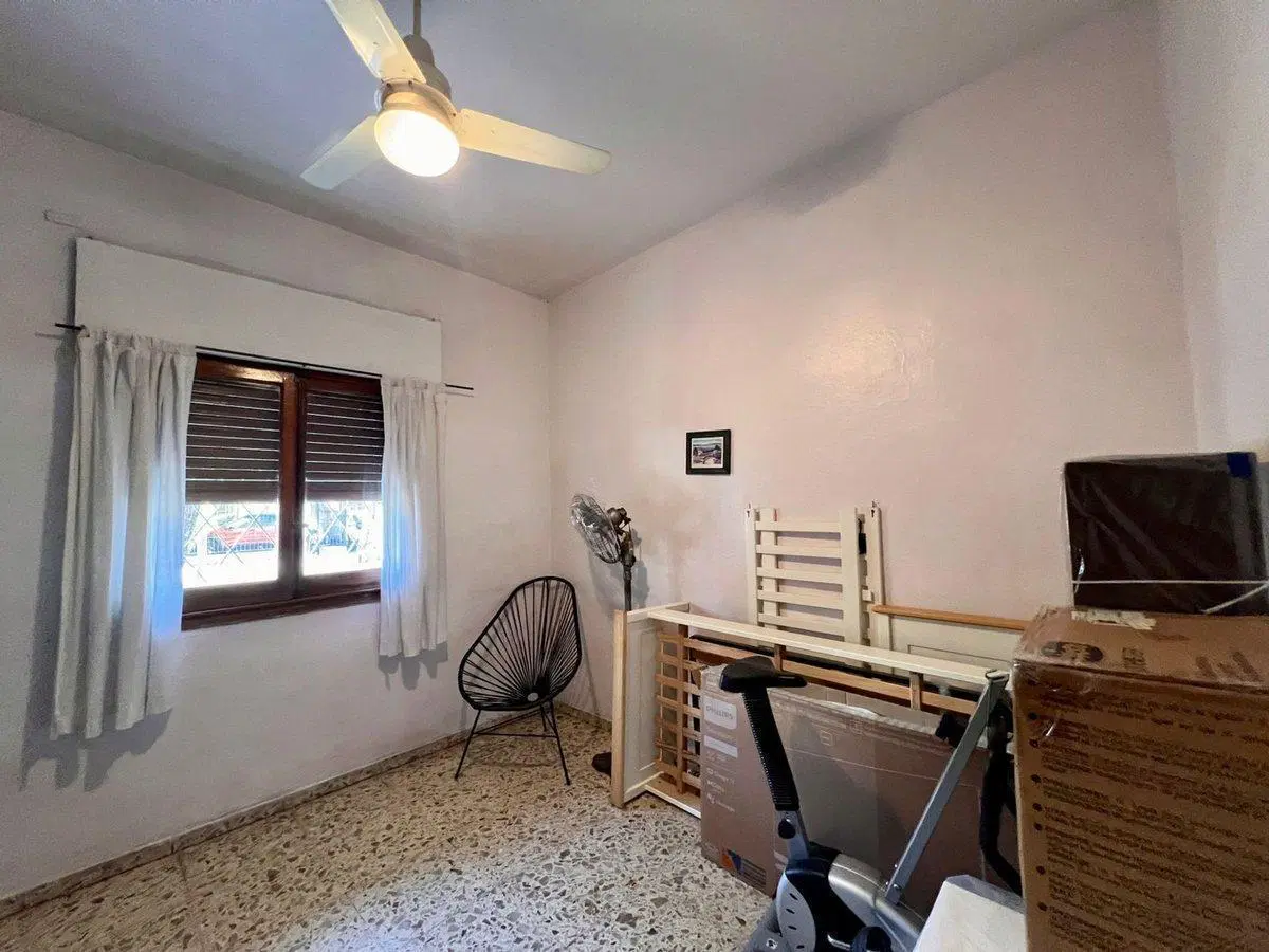CASA 5 AMBIENTES EN VENTA EN LOMAS DE ZAMORA 3
