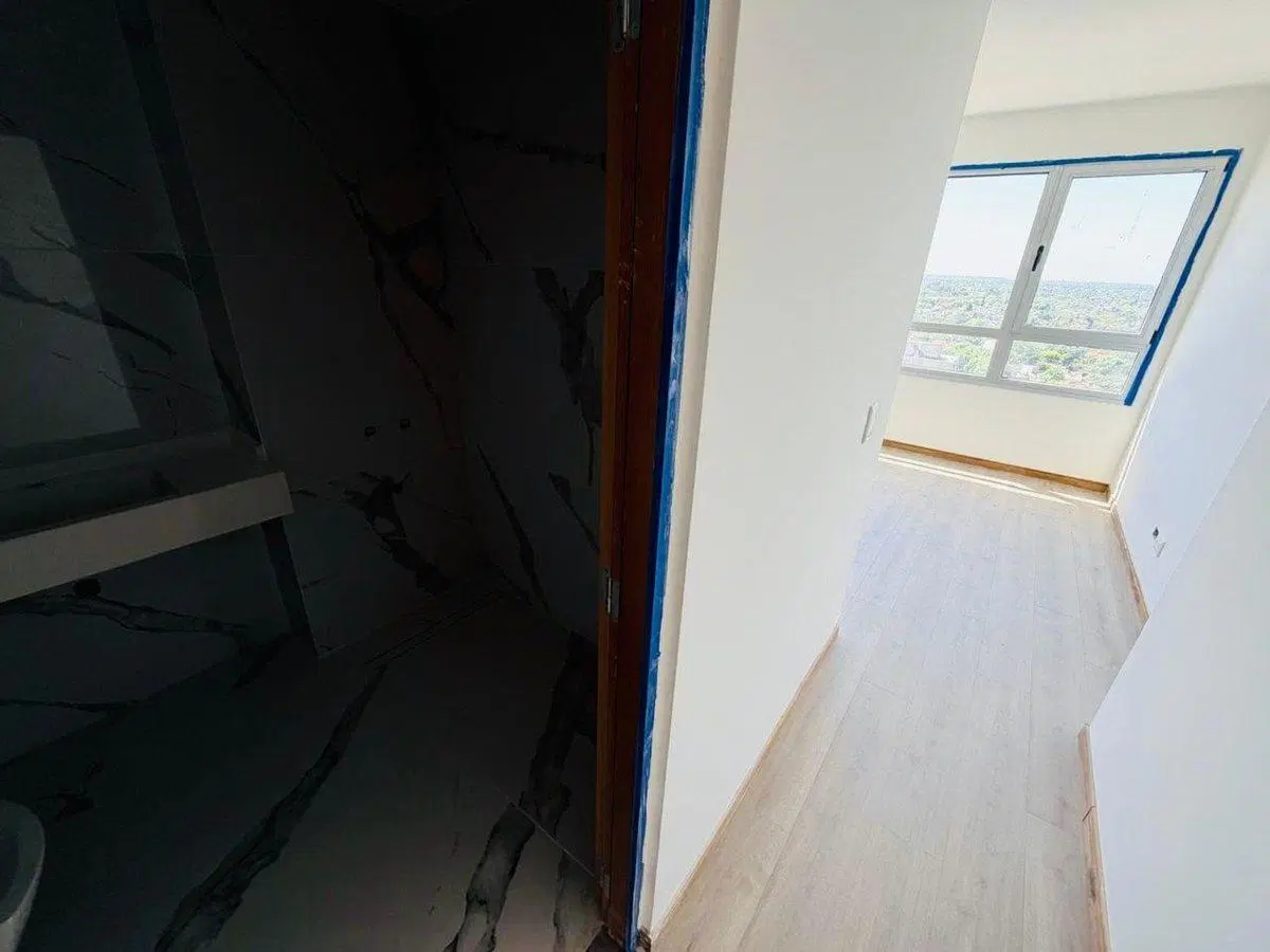 Departamento 4 ambientes en venta Lomas de Zamora 8