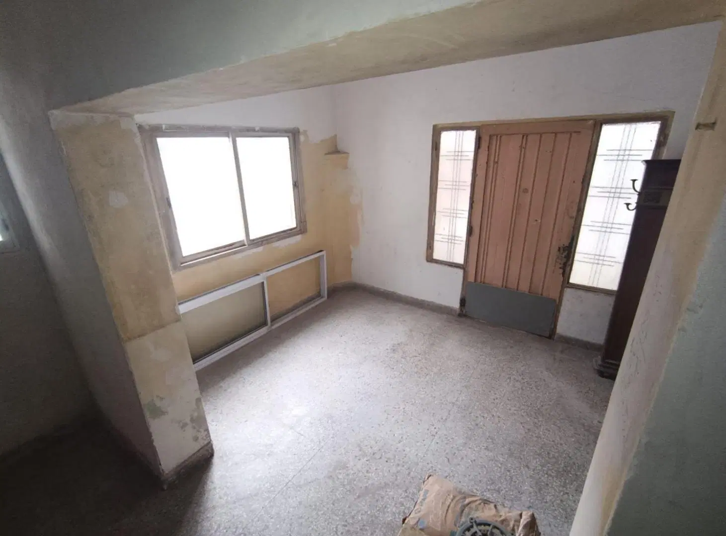 PH EN VENTA 5 AMBIENTES A REFACCIONAR LOMAS CENTRO 4