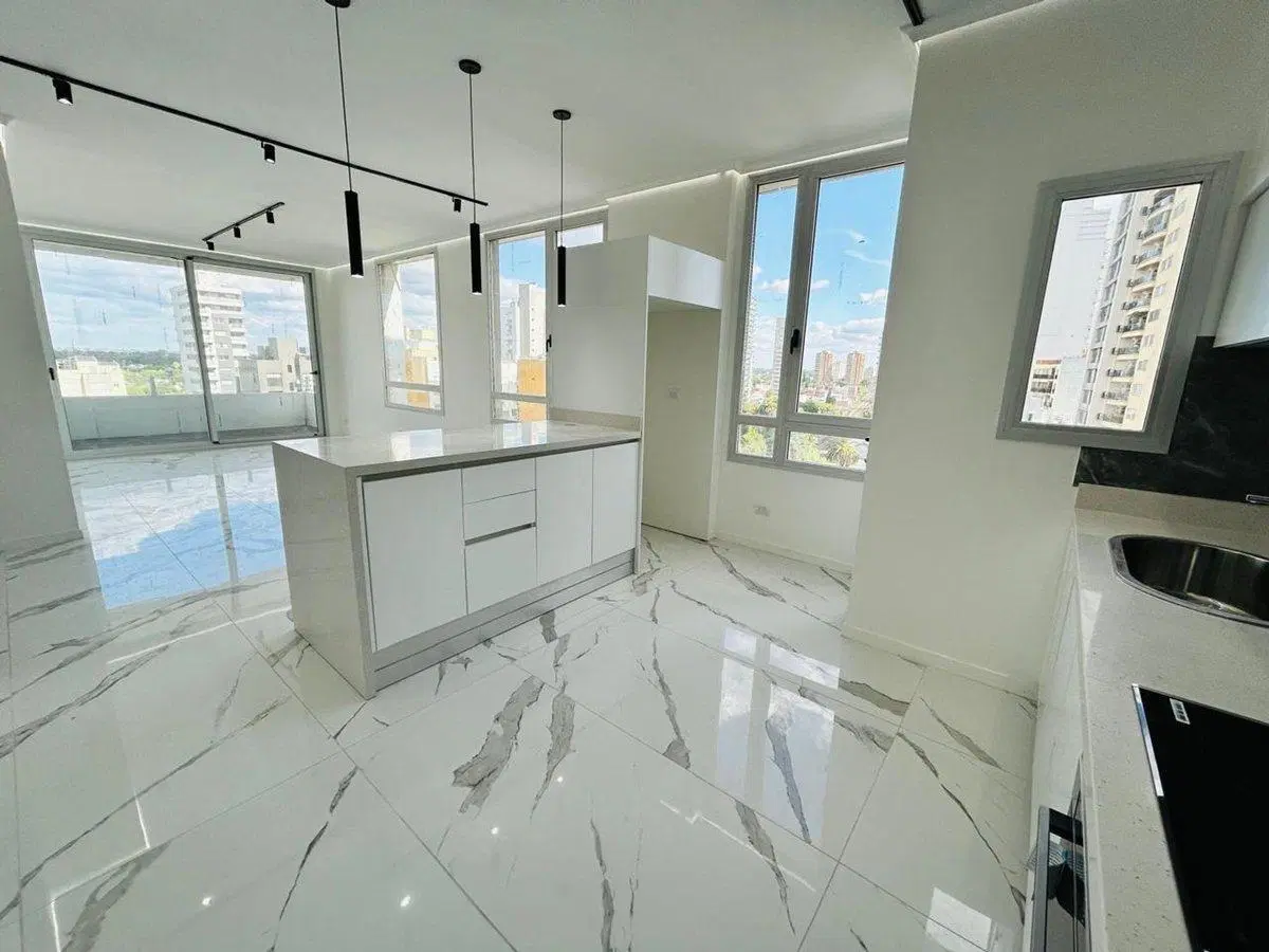 Departamento 4 ambientes en venta Lomas de Zamora 3