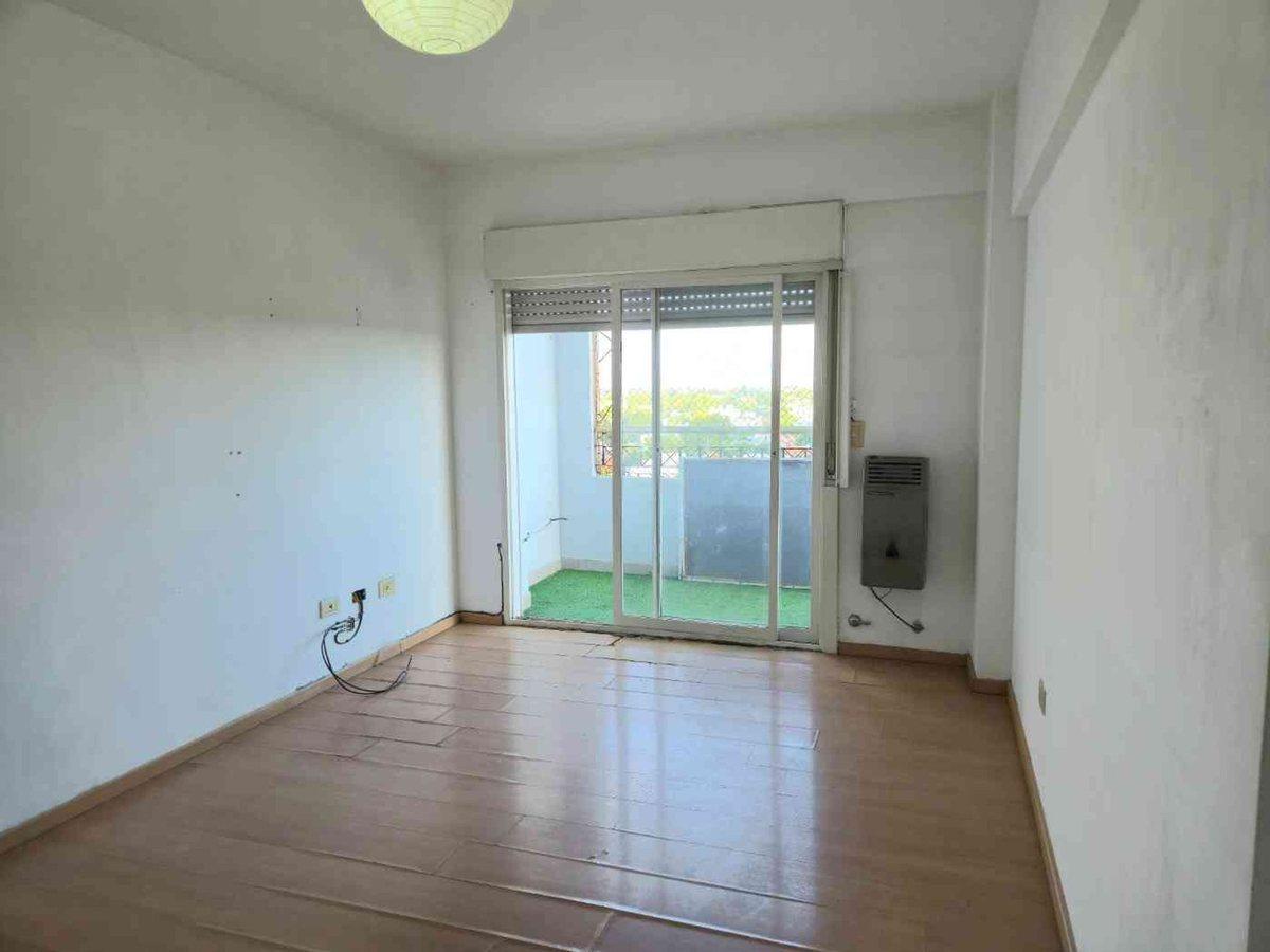 Foto de ALQUILER LOMAS, DEPARTAMENTO 2 AMB Y COCHERA, imagen 1