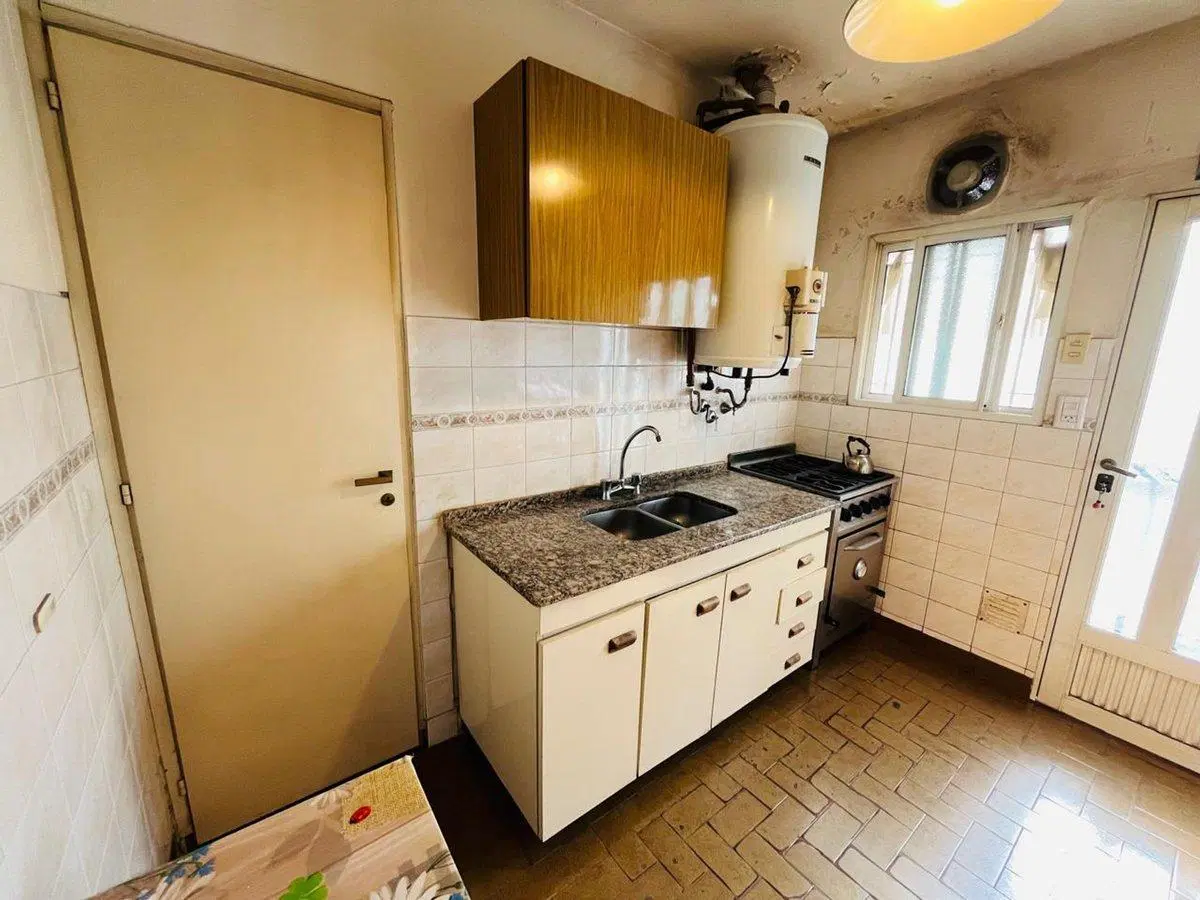 PH 3 AMBIENTES TIPO CASA VENTA AL FRENTE COCHERA 4