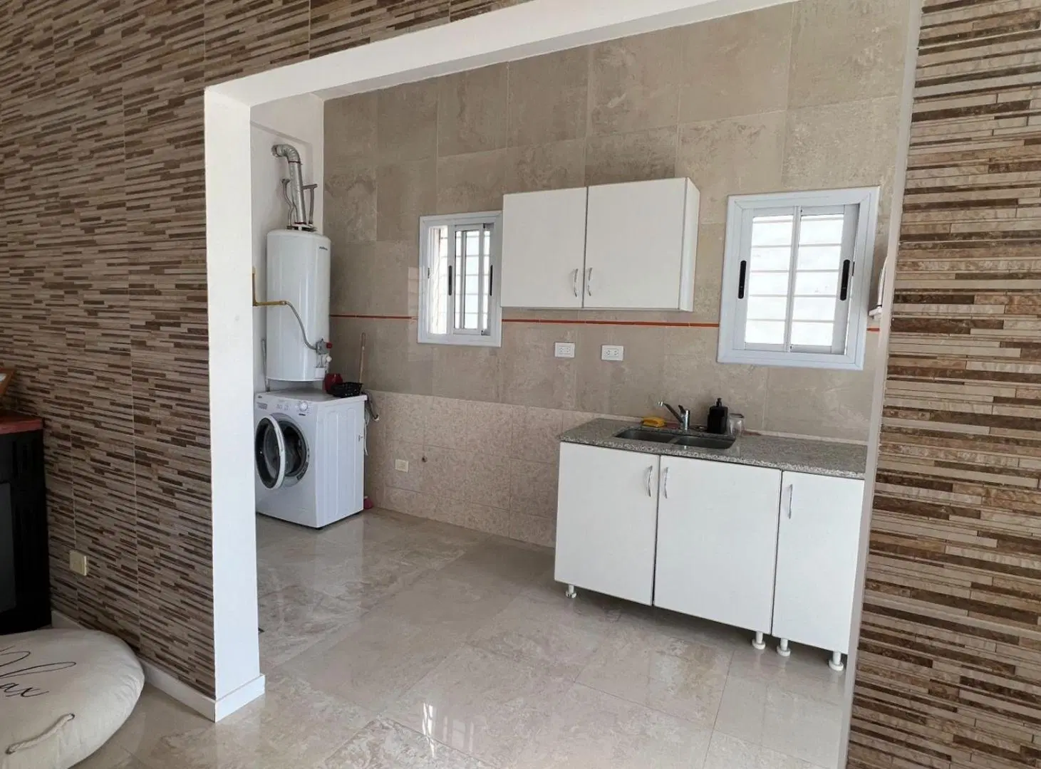 DEPTO EN VENTA 3 AMB C/COCHERA APTO CREDITO 3