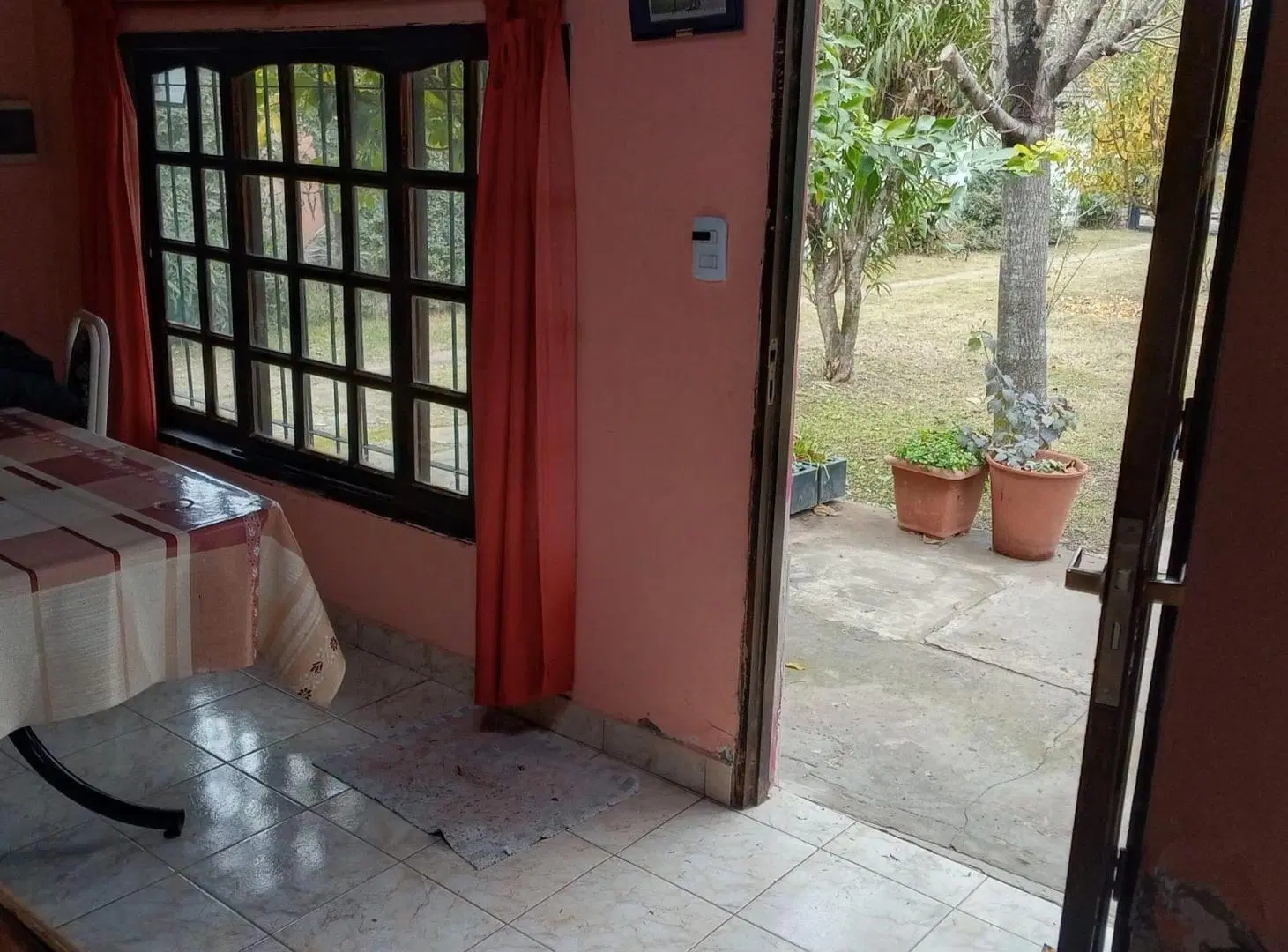 CASA 4 AMBIENTES VENTA GRAL. LAS HERAS, C/PARQUE 3