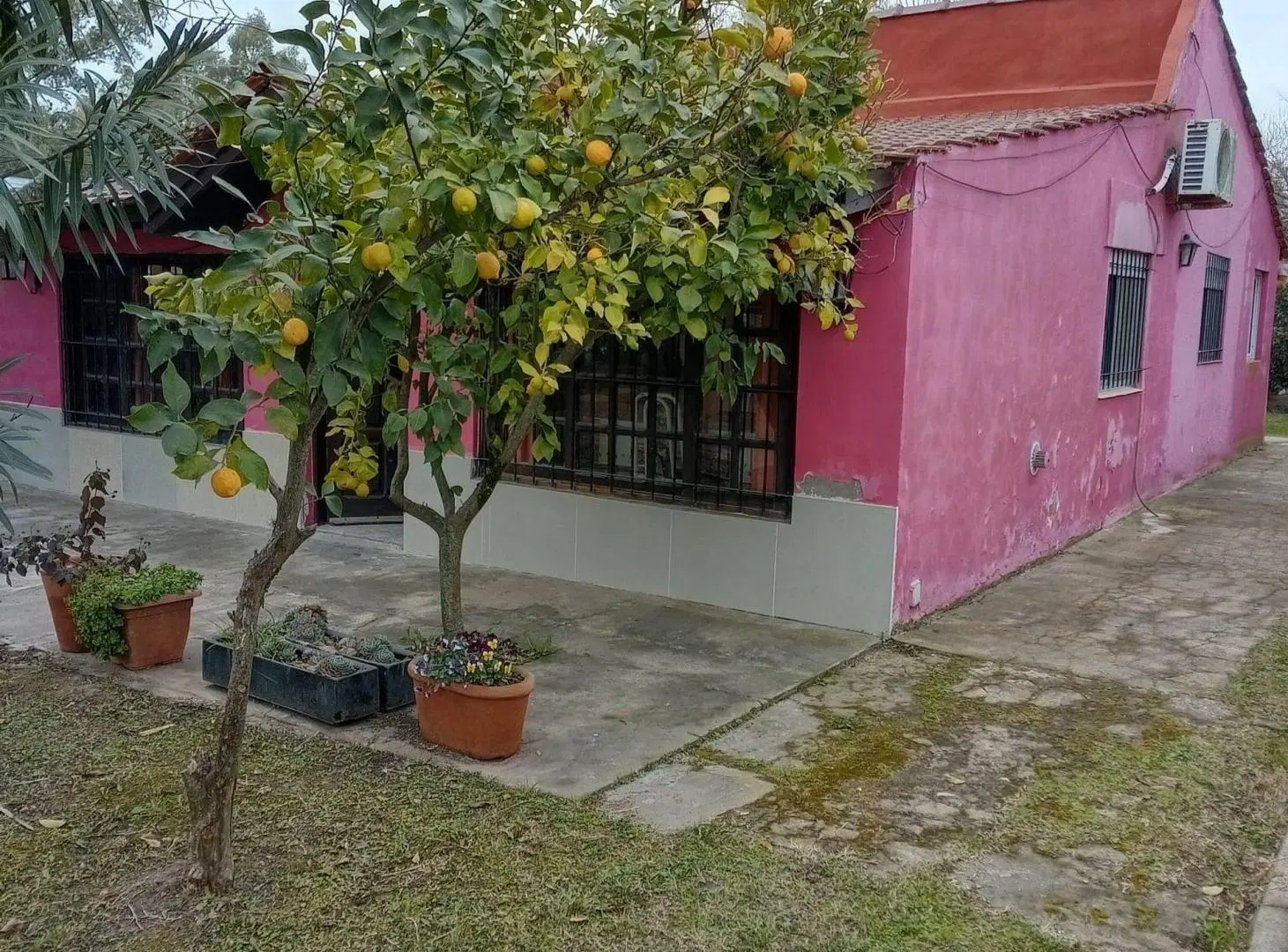 CASA 4 AMBIENTES VENTA GRAL. LAS HERAS, C/PARQUE 1