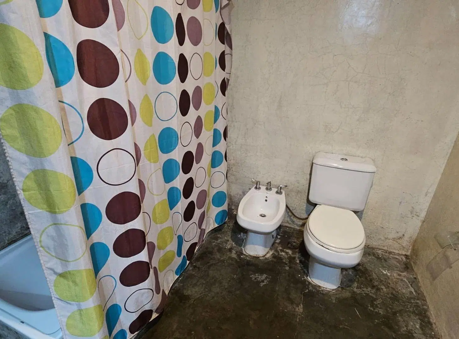 CASA VENTA 3 AMBIENTES MARMOL AMPLIO JARDIN 8