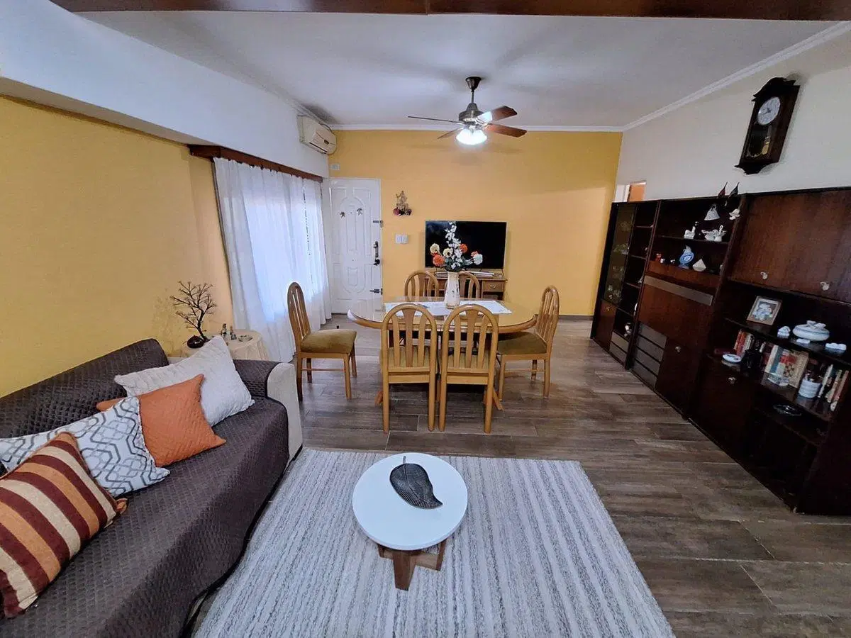 CASA VENTA 4 AMB. + DEPARTAMENTO 2 AMB.BURZACO 2