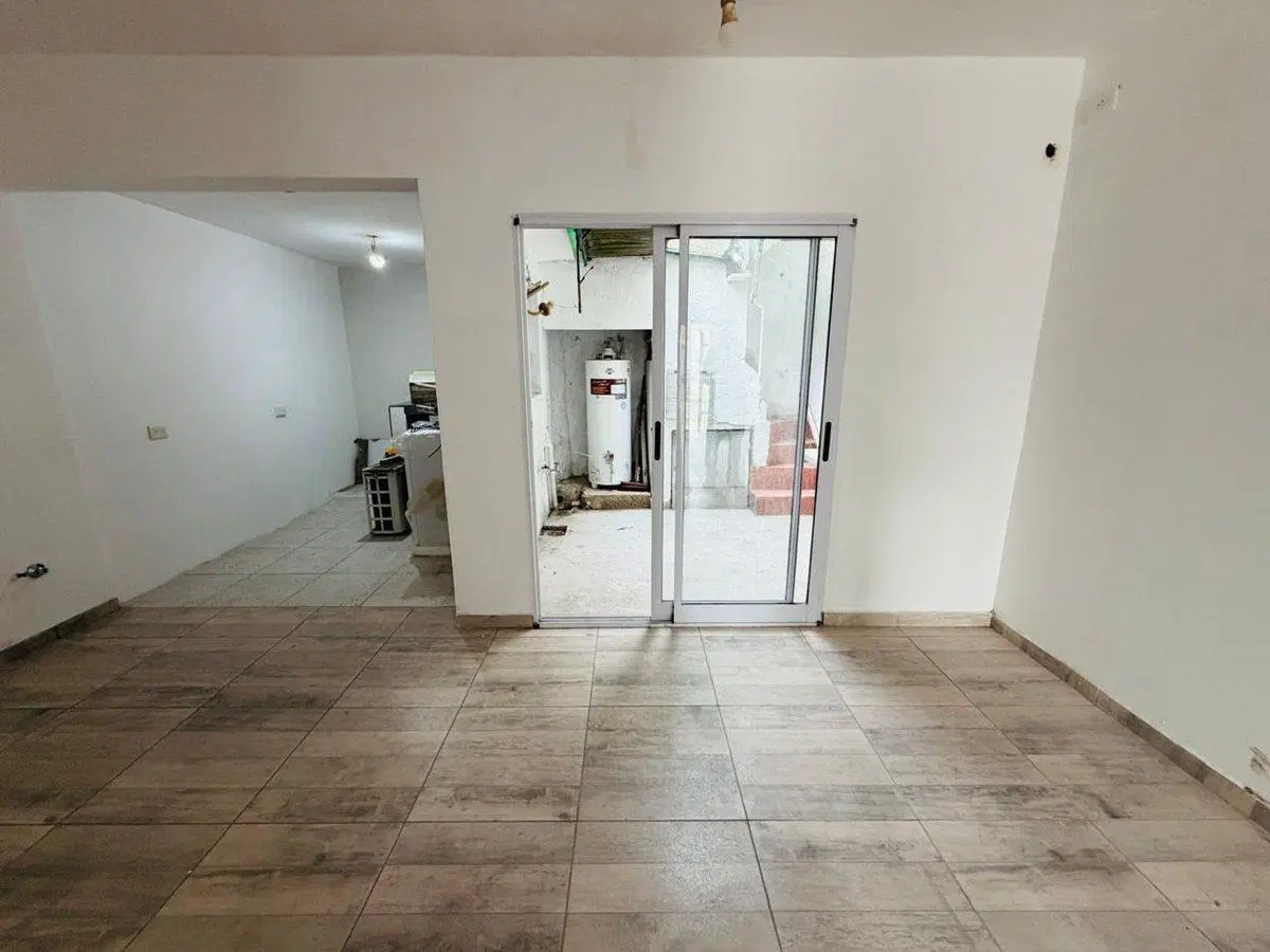 Casa 2 ambientes venta Remedios de Escalada 4