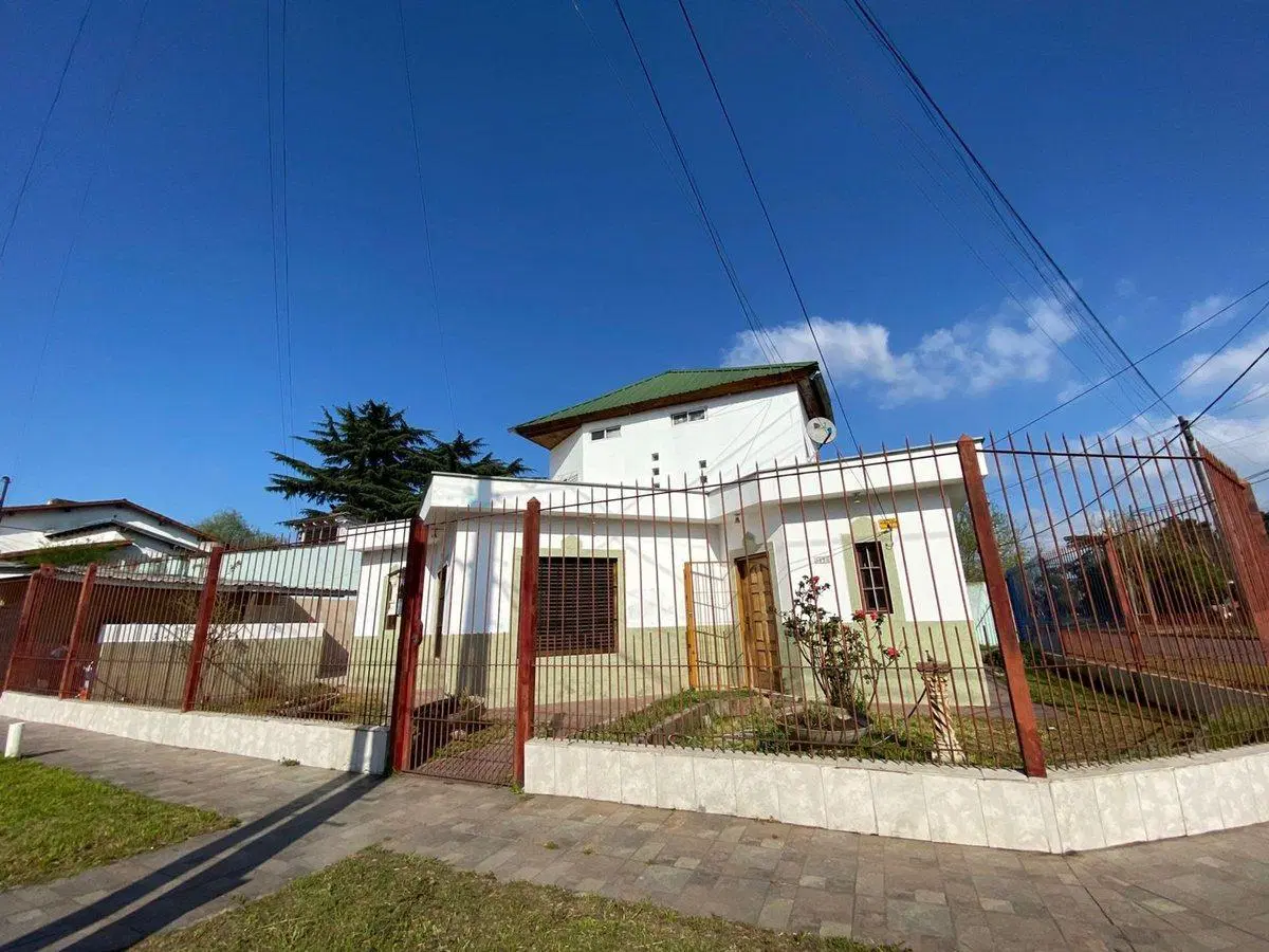 CASA 3 ambientes VENTA Longchamps!! FINANCIADA 50% 2