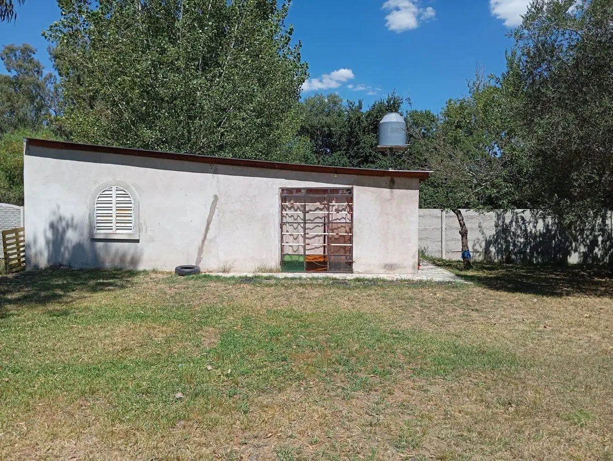 CASA BRANDSEN BARRIO LAS ACACIAS AMPLIO TERRENO 5